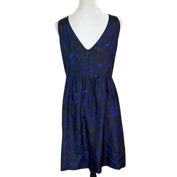 🎁 J. Crew Collection Black and Blue Floral Print Rosette Ruffle Silk Dress 8 - Picture 5 of 6